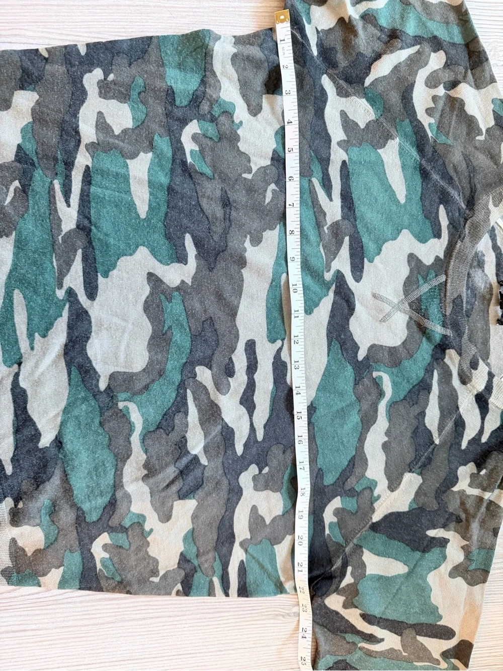 J.Crew Camo Lightweight Sweater Women’s Large Green Crewneck Long Sleeve size L